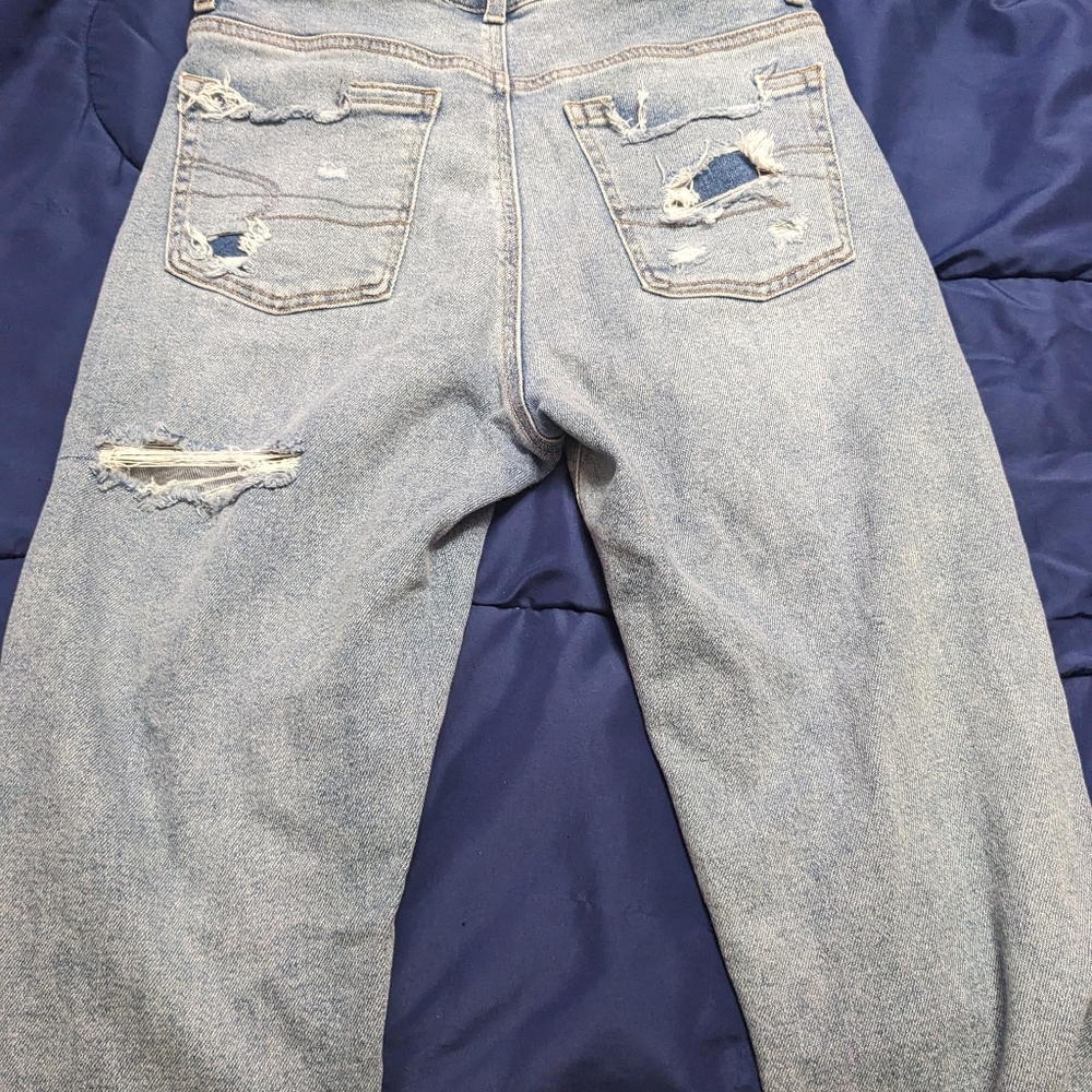 American eagle mom jeans destroyed with back of thigh slit - Picture 14 of 16